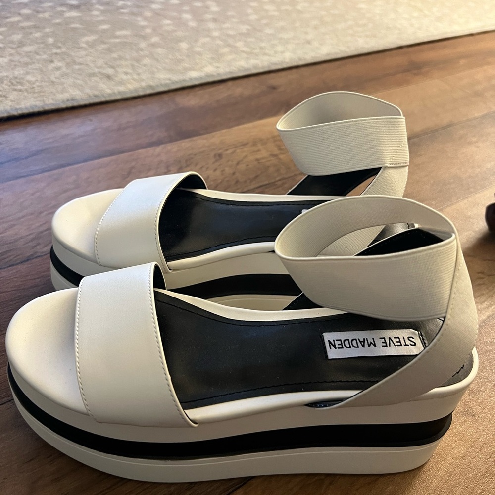 Steve Madden Women's White Platform Sandals